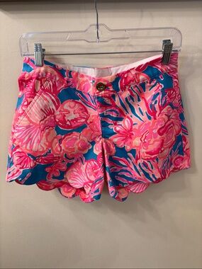 Lilly Pulitzer Pink & Blue Floral Scallop Hem Women's Shorts
